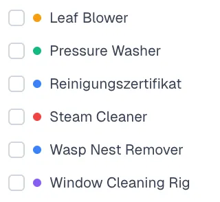 Equipment-Übersicht mit Status und Beschreibung